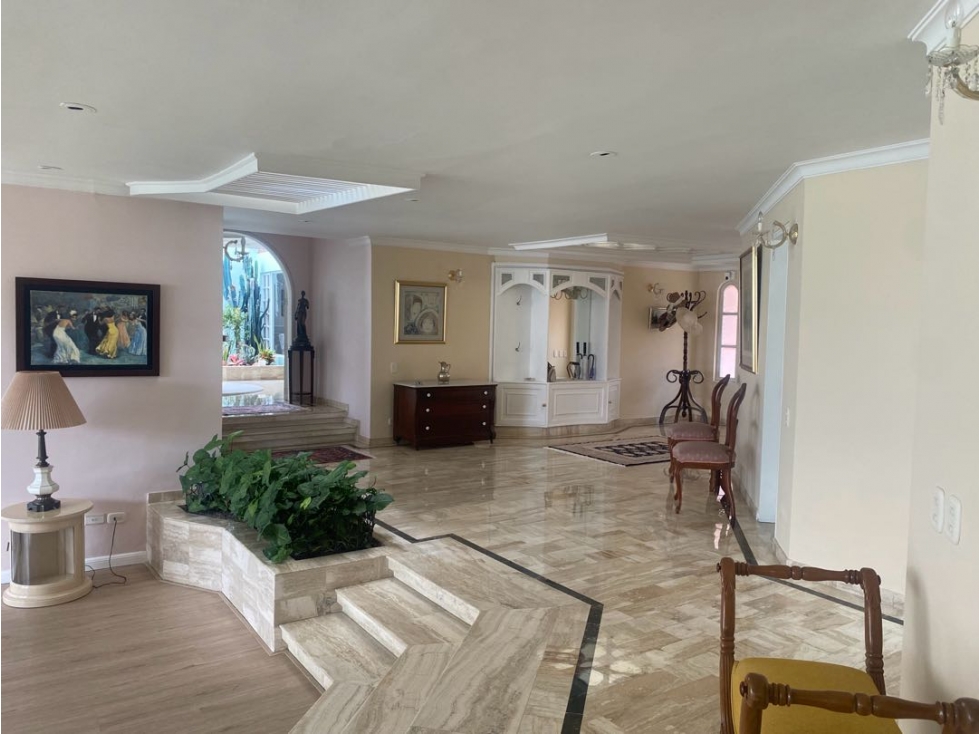 VENDO He CASA EN SANTA ANA ORIENTAL 390Mts Const+Lote810Mtrs-YG — foto 5