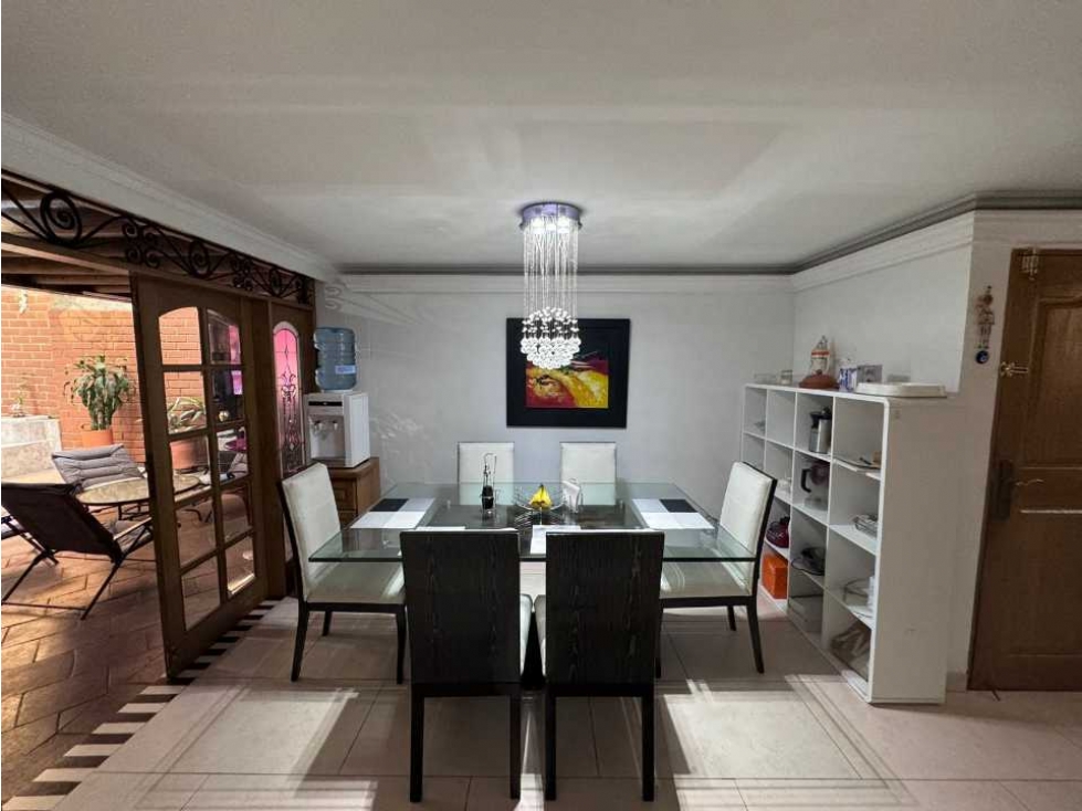 Vendo Casa en Urbanización Cerrada. en Los Bernal — foto 5