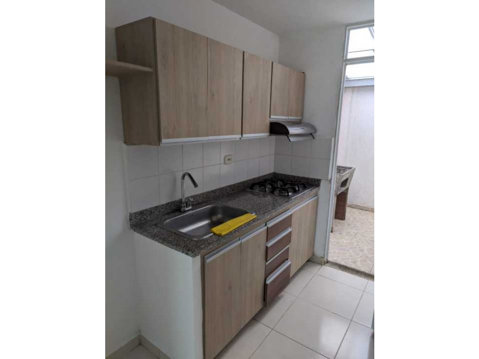 VENDO CASA EN UNIDAD CERRADA EN DOSQUEBRADAS