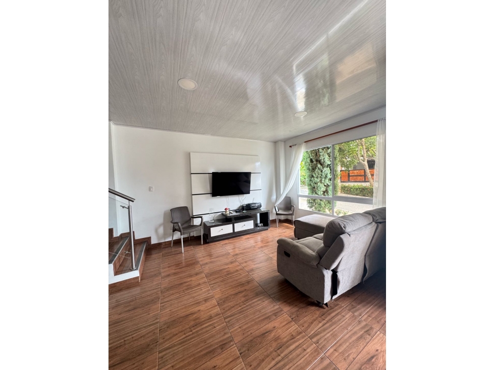 Vendo casa en unidad cerrada en Sopetrán — foto 3