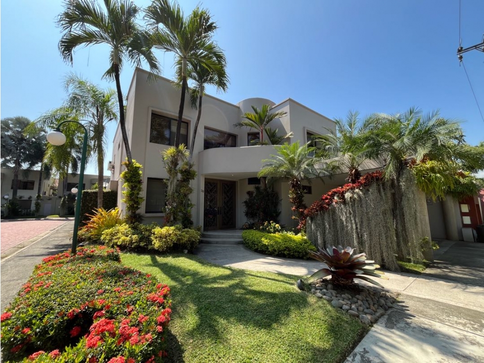 Vendo casa en urbanización Vista al Rio Samborondón — foto 3
