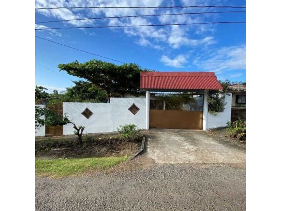 VENDO CASA EN VILLA AURA DAVID