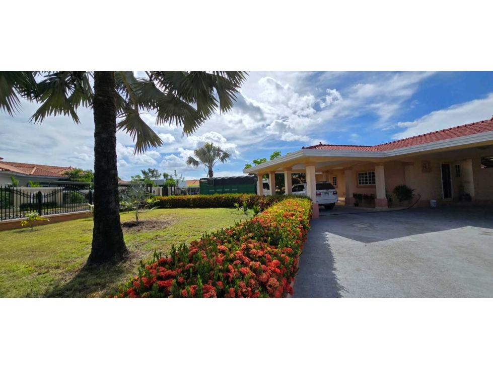 Vendo casa en Villa de Los Santos. - 2