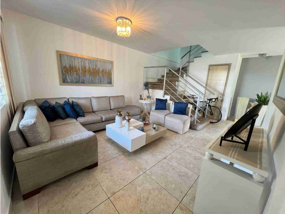 VENDO CASA EN VILLA SANTOS