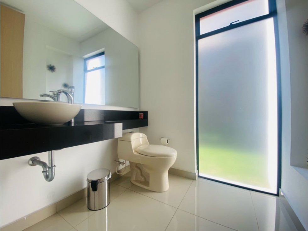 VENDO CASA EN CAJICA CON CLUB HOUSE — foto 3