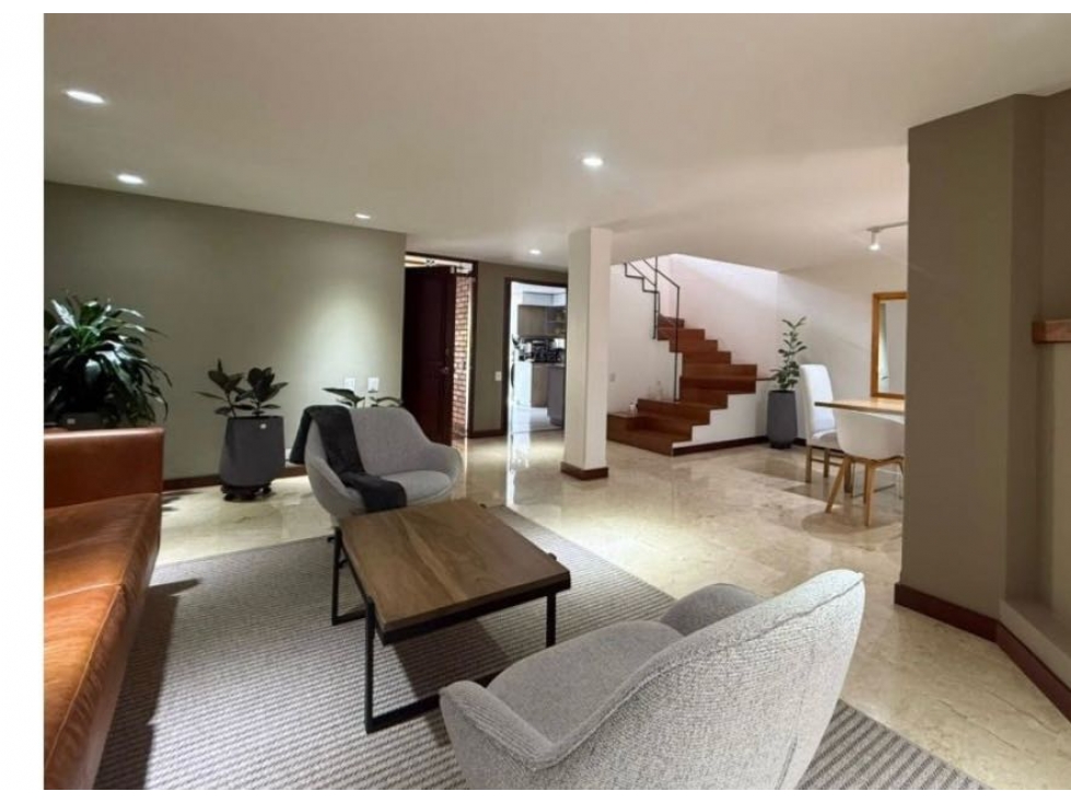 VENDO CASA ENVIGADO 200 M2, ZONA VERDE INTERIOR — foto 3
