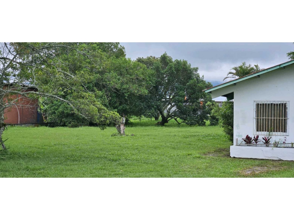 VENDO. CASA EN.VOLCAN 1500 M2 - 4