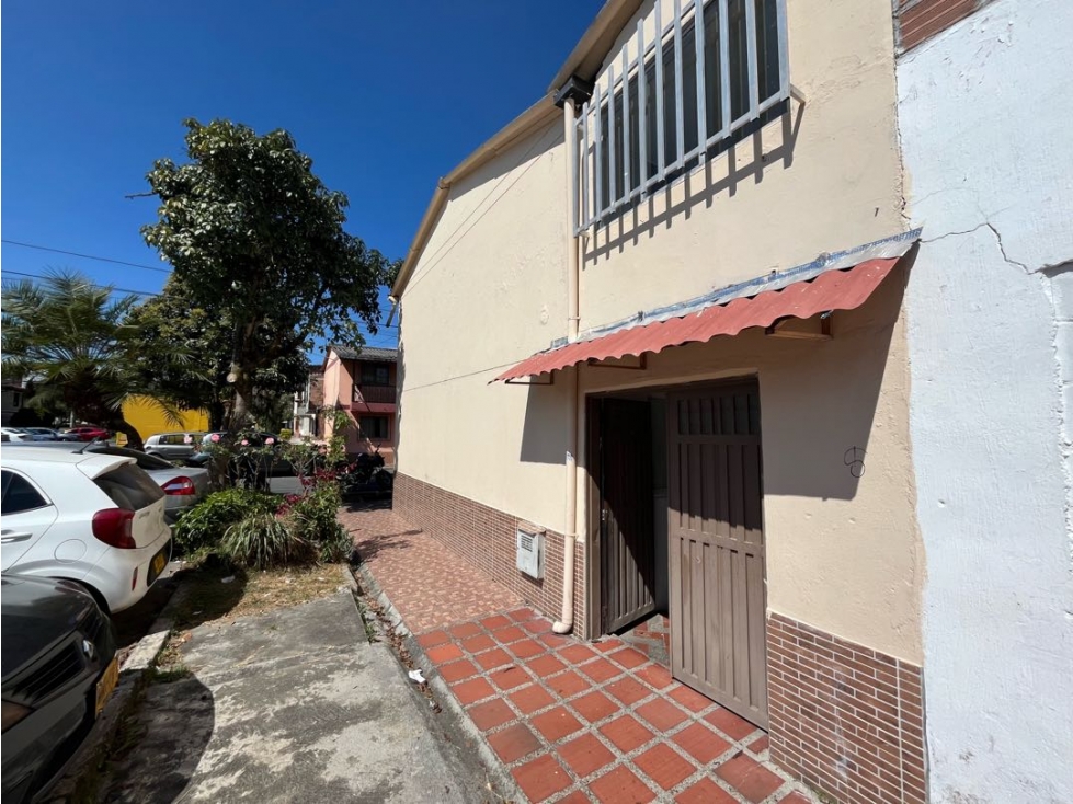 Vendo casa esquinera