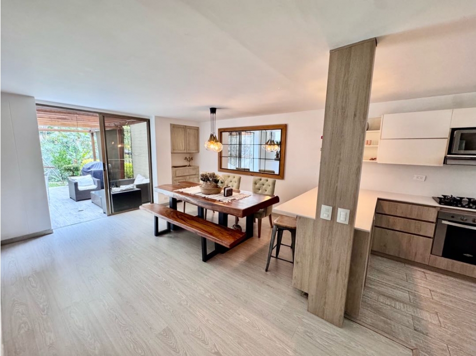 Vendo Casa Esquinera 4 alcobas Sector ISA (Los Balsos) — foto 6