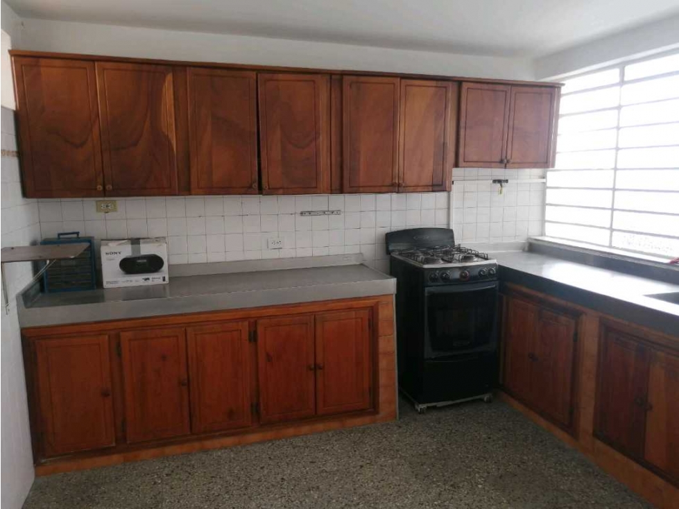 VENDO CASA ESQUINERA CON ALTA RENTABILIDAD CALASÁNZ PARTE BAJA — foto 4