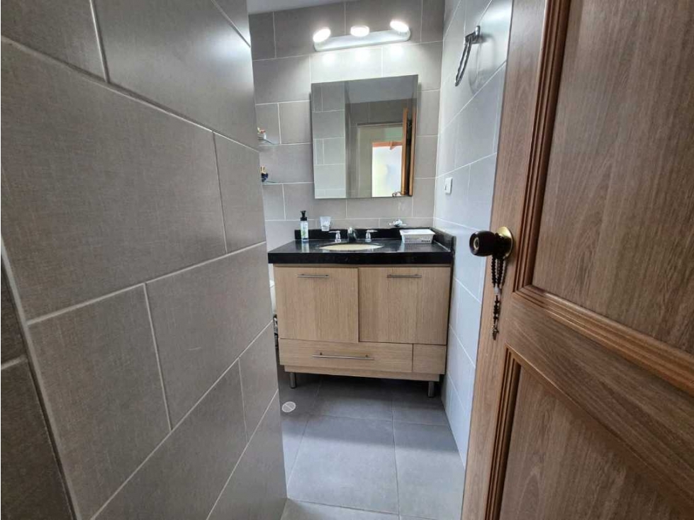 VENDO CASA ESQUINERA DE DOS NIVELES EN CONJUNTO EN CHIA. — foto 5