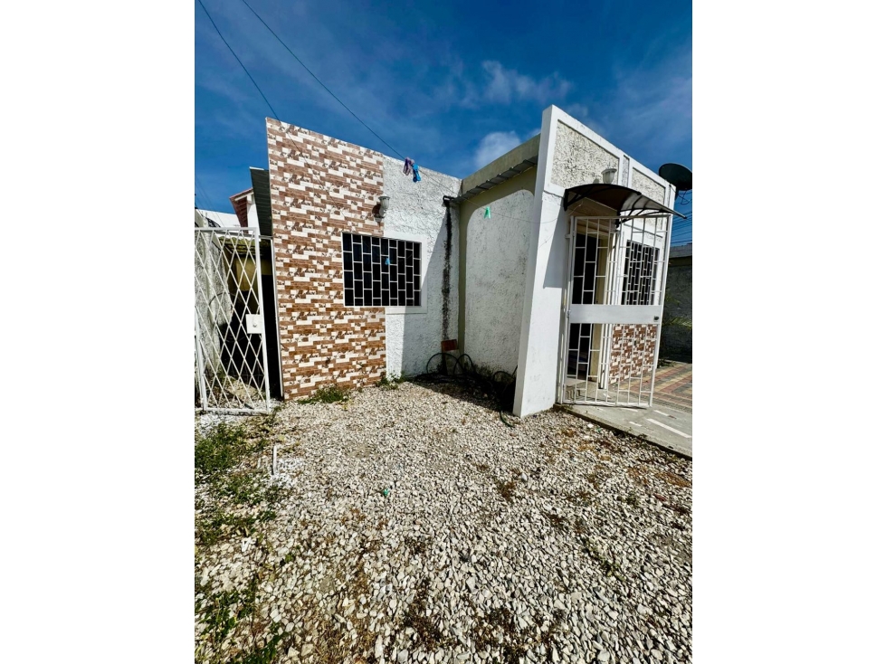 Vendo Casa Esquinera en Cdla La Italiana Salinas