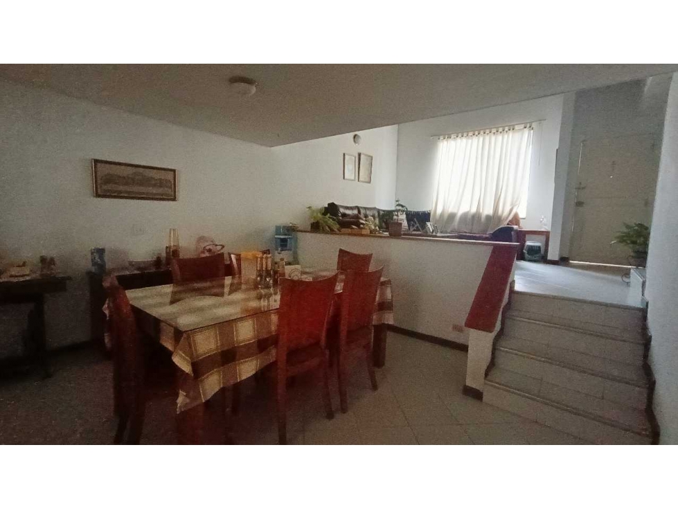 VENDO CASA ESQUINERA EN SANTA MONICA LA ALBORADA CON 2 GARAJES — foto 4