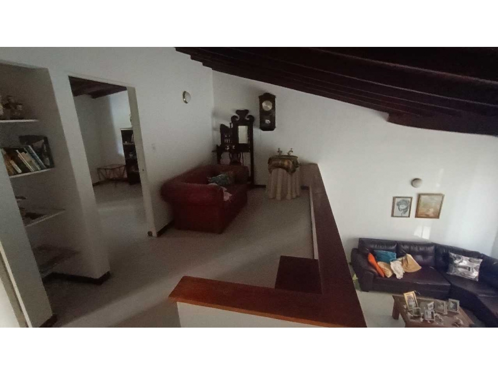 VENDO CASA ESQUINERA EN SANTA MONICA LA ALBORADA CON 2 GARAJES — foto 6