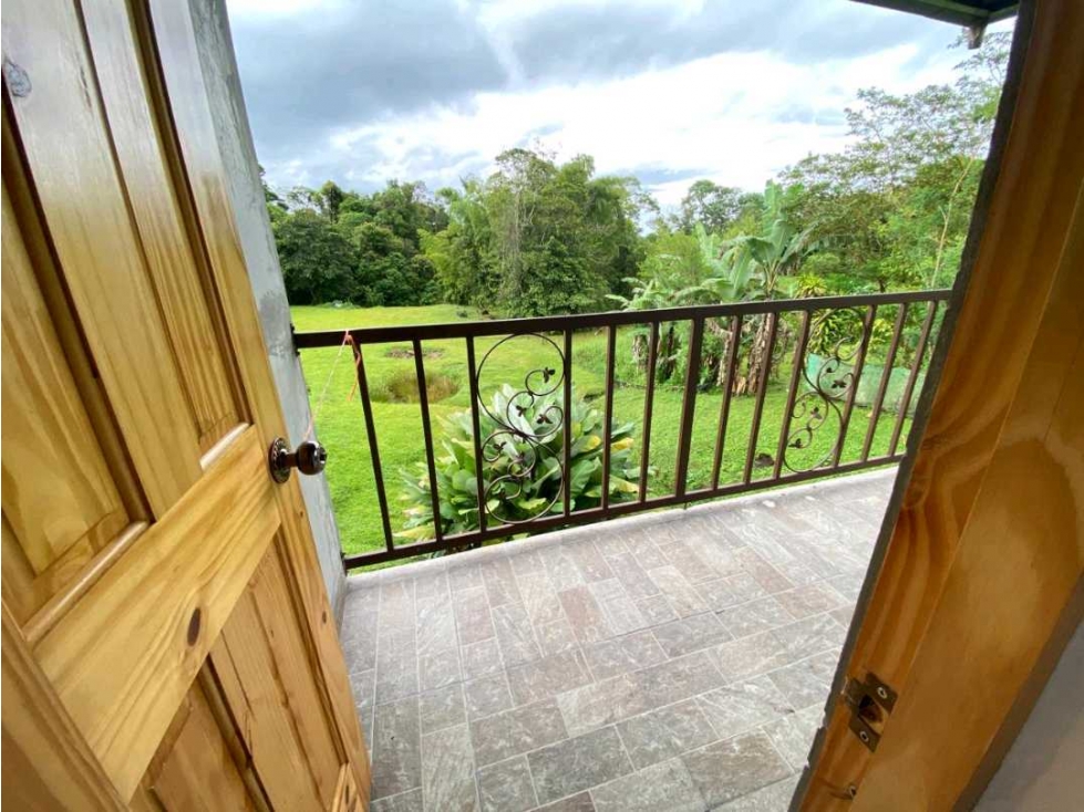VENDO CASA ESTILO CABAÑA EN CUESTA DE PIEDRA, VIA VOLCAN, 2508mts2 — foto 5