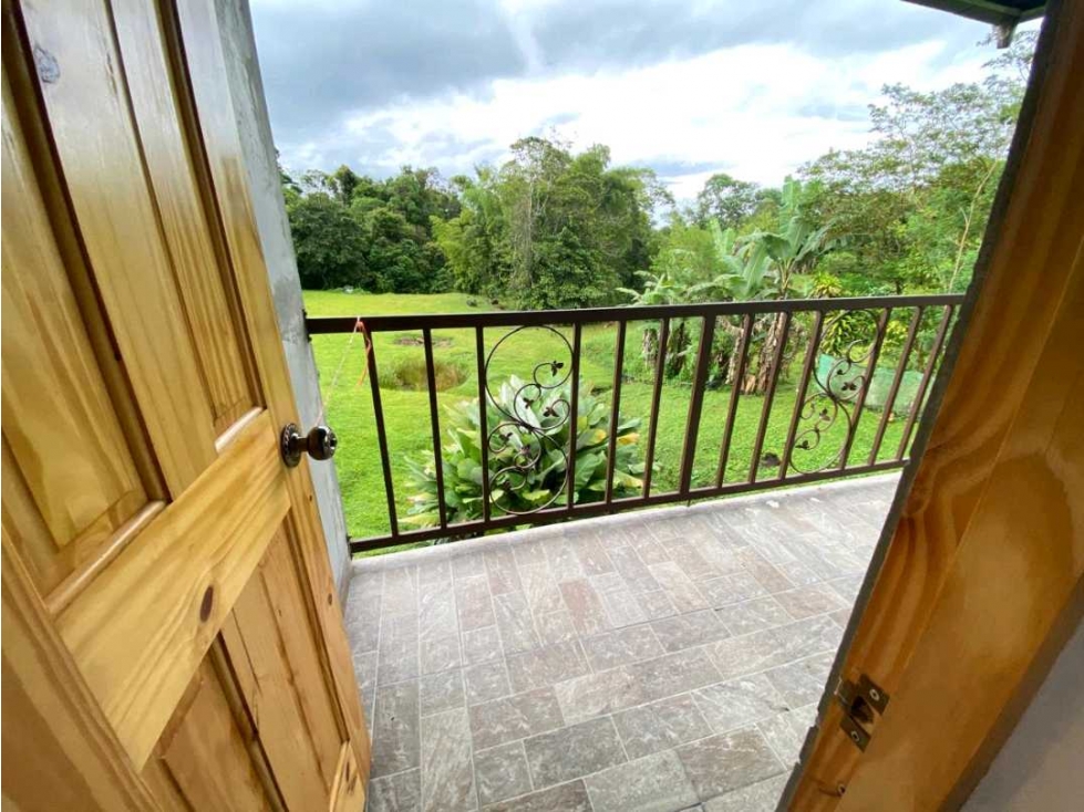 VENDO CASA ESTILO CABAÑA EN CUESTA DE PIEDRA, VIA VOLCAN, 2508mts2 — foto 6