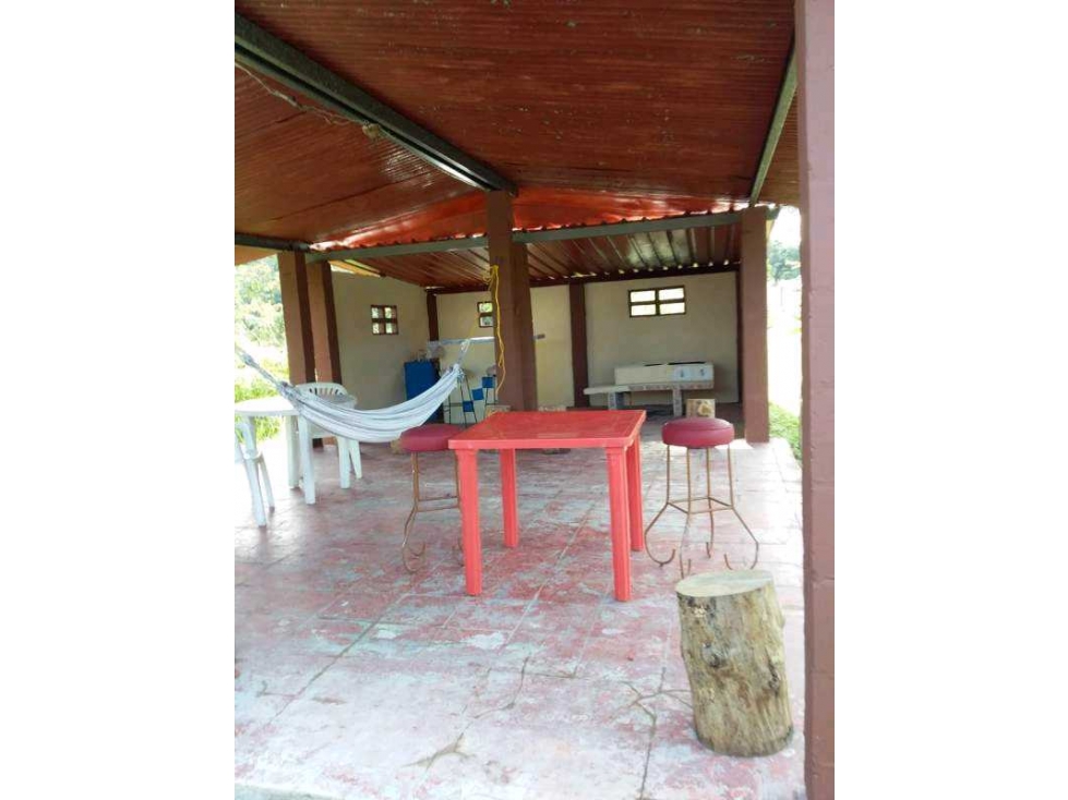 VENDO CASA CAMPESTRE 2500M2 4 RECAMARAS SANTIAGO DE VERAGUAS - 4
