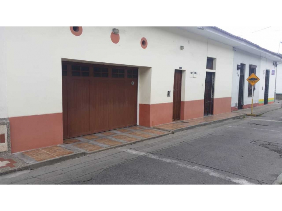 VENDO CASA EXTERNA 1 PISO SECTOR HISTÓRICO BUGA LJ 10465487