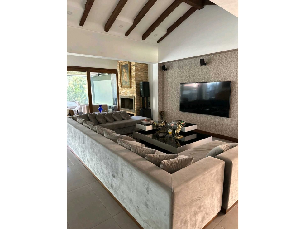 VENDO CASA FINCA EN LLANO GRANDE AL FRENTE DEL CLUB CAMPESTRE — foto 3