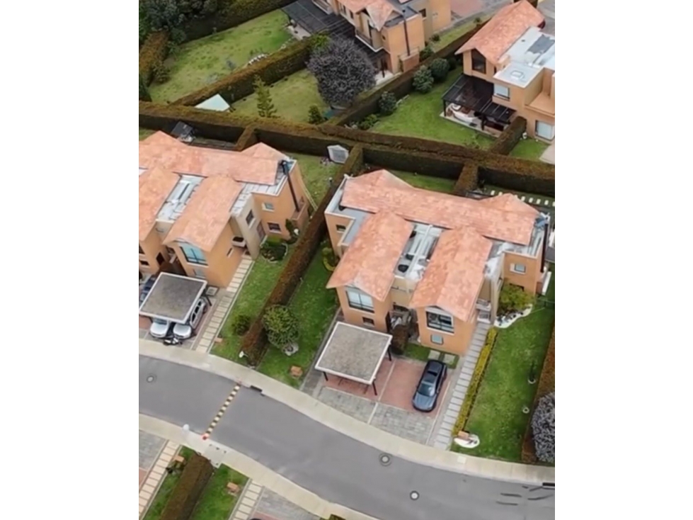 Vendo Casa fontanar tipo Aliso - 1