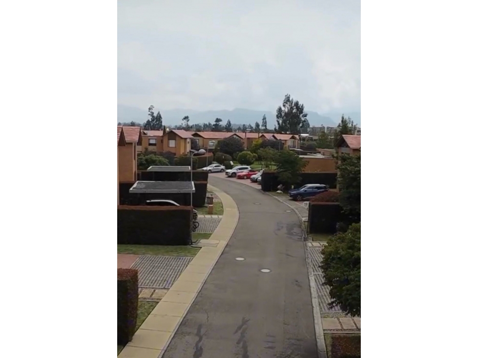 Vendo Casa fontanar tipo Aliso - 2