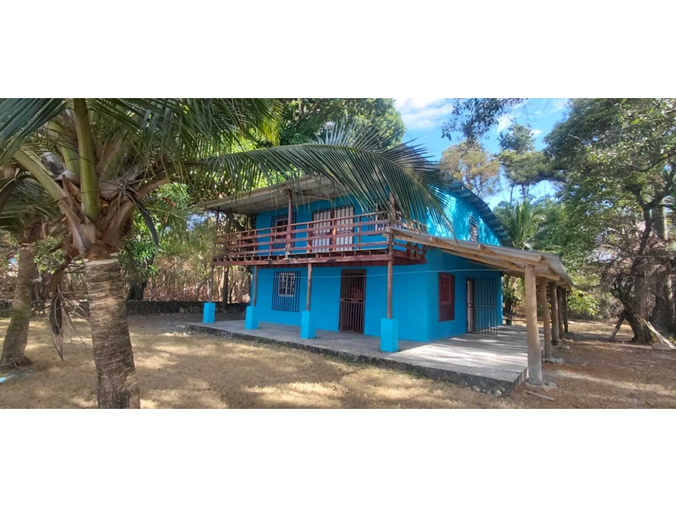 VENDO CASA FRENTE AL MAR 960MTS - 2