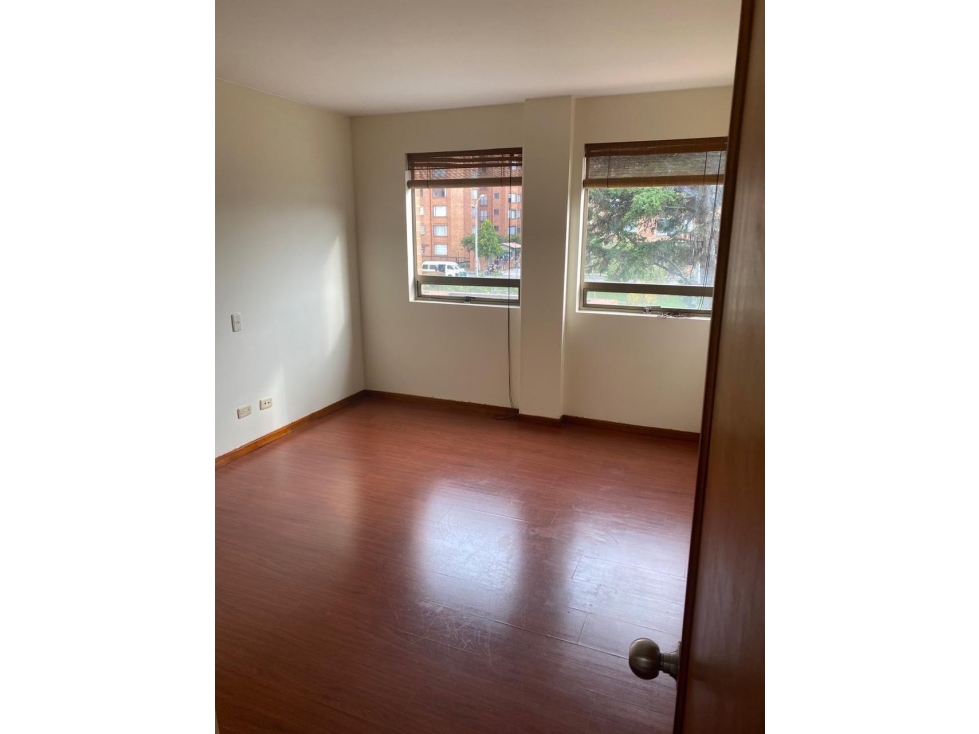 VENDO CASA GRATAMIRA — foto 3