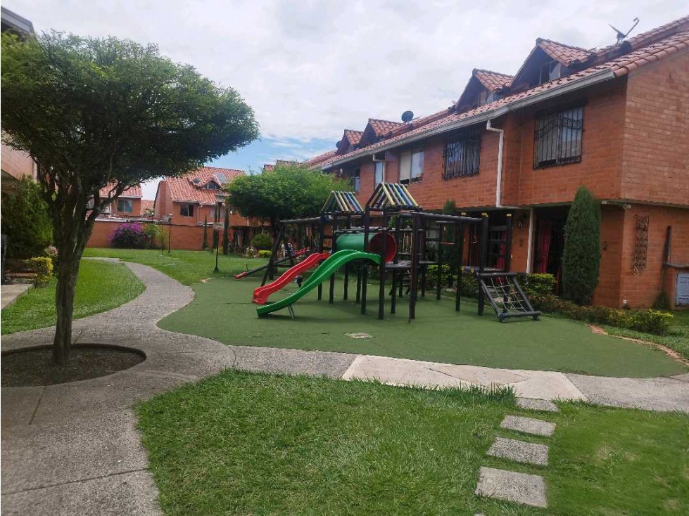 VENDO CASA BARRIO LA HACIENDA CQ9539410 — foto 3