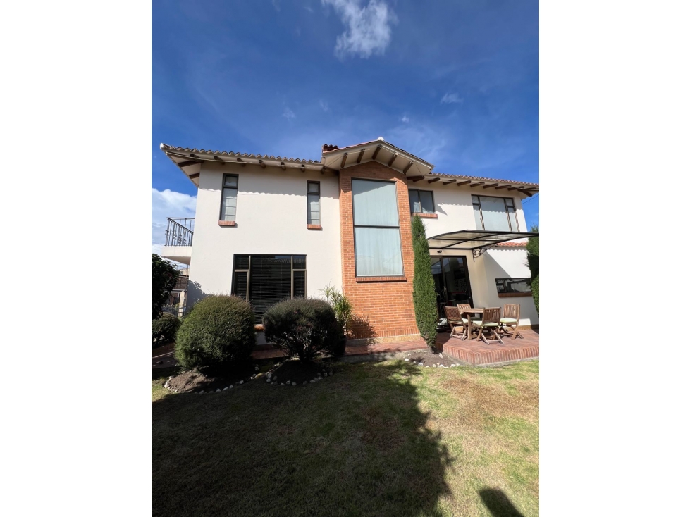 Vendo casa independiente con zona verde privada — foto 2