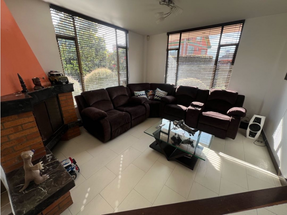 Vendo casa independiente con zona verde privada — foto 4