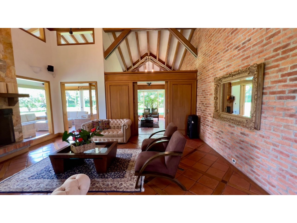 VENDO CASA INDEPENDIENTE EN LLANOGRANDE AL FRENTE DEL CLUB CAMPESTRE — foto 3