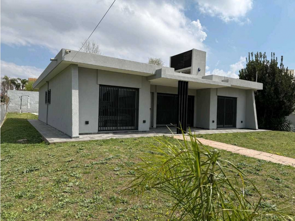 Vendo casa La Cuesta 3 dormitorios pileta Carlos Paz - 2