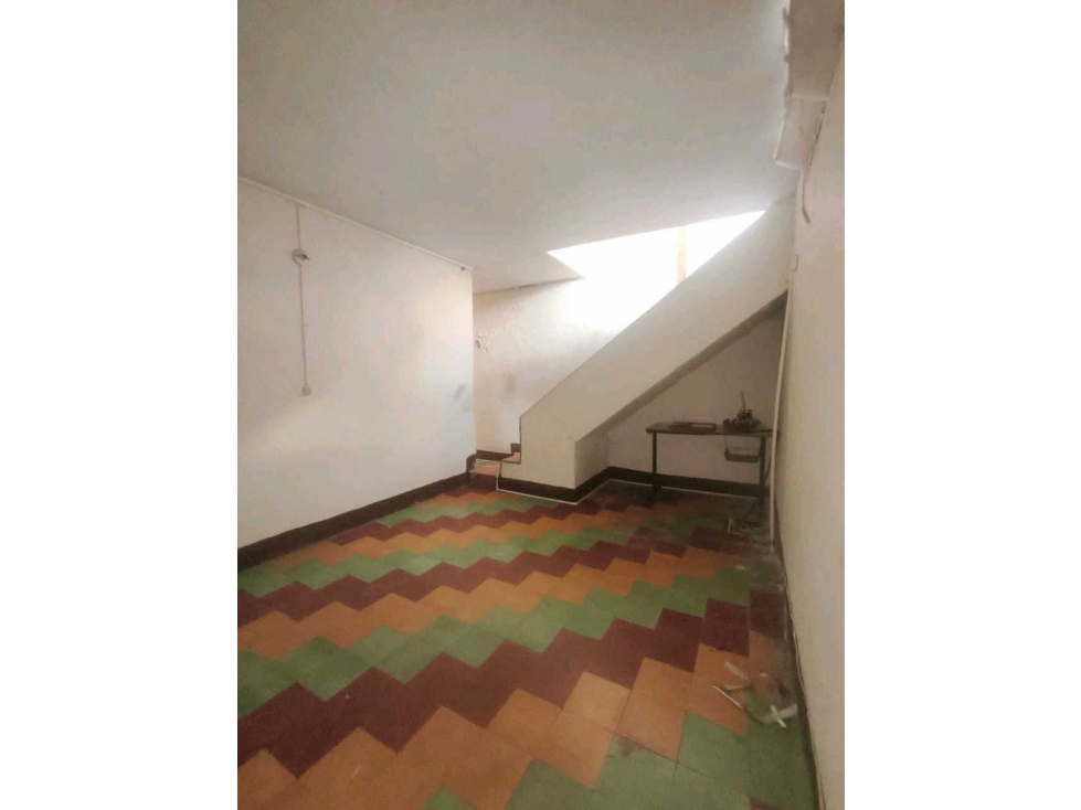 VENDO CASA LOTE EL SALVADOR BUENOS AIRES SOTANO + TERRAZA — foto 4