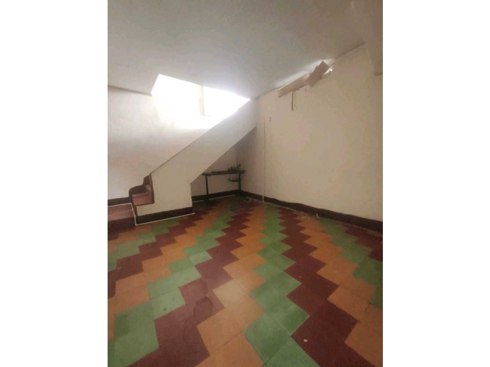 VENDO CASA LOTE EL SALVADOR BUENOS AIRES SOTANO + TERRAZA — foto 5