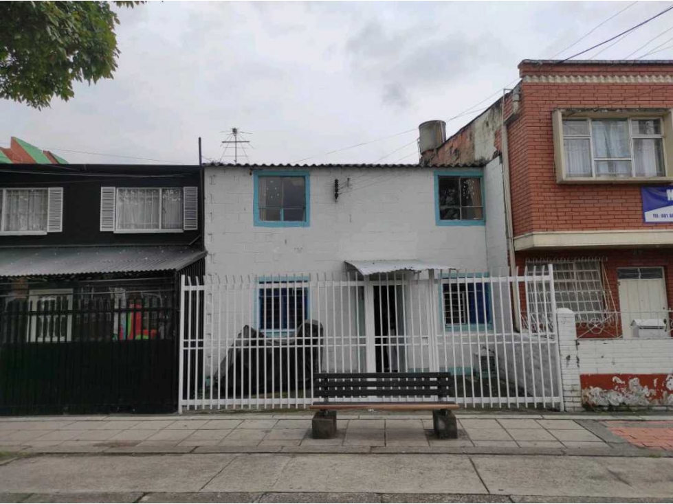 VENDO CASA LOTE EN KENNEDY CENTRAL BOGOTA APLICA CREDITO HIPOTECARIO