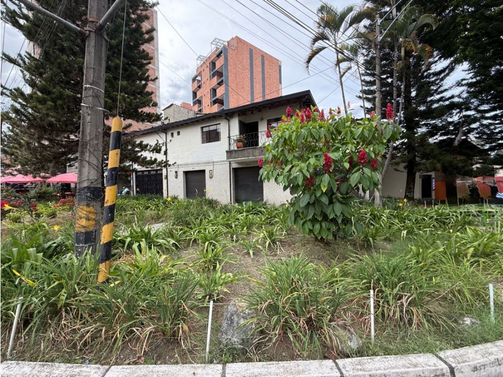 Vendo casa lote ESQUINERA en El VELÓDROMO, MEDIA MIXTURA — foto 2
