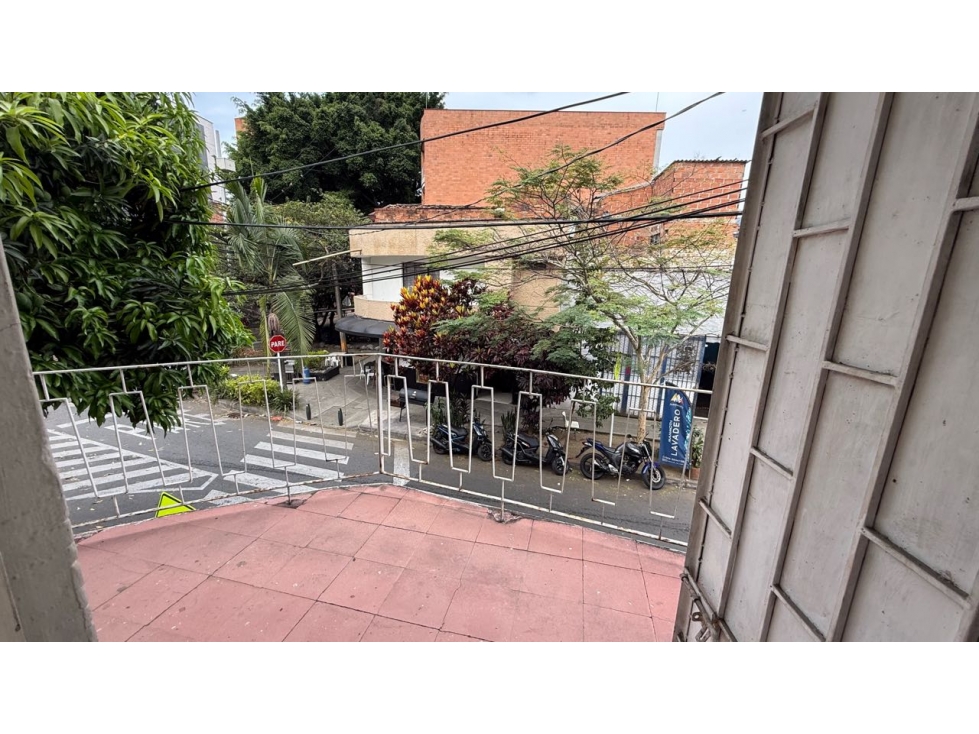 Vendo casa lote ESQUINERA EN EL VELODROMO — foto 2