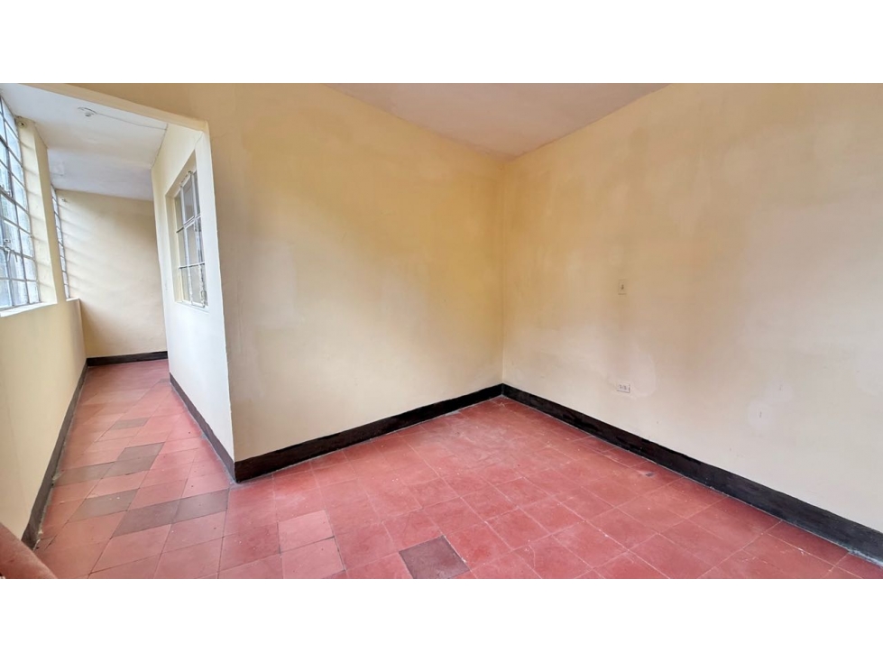 Vendo casa lote ESQUINERA EN EL VELODROMO — foto 4