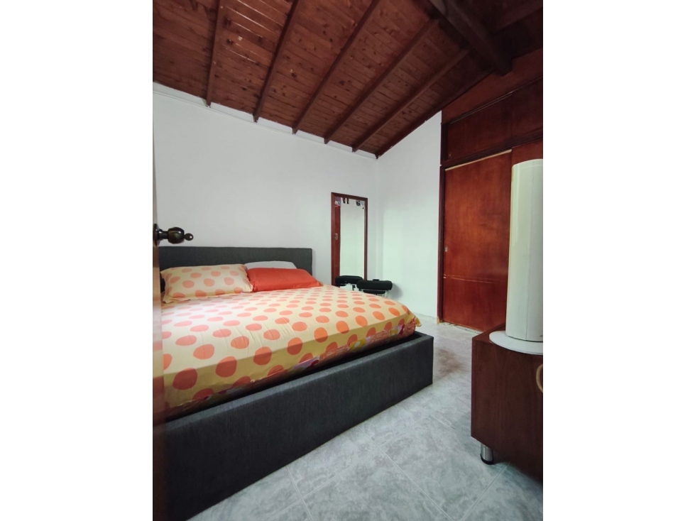 VENDO CASA LOTE UNIFAMILIAR + TERRAZA CON MATRÍCULAS INDEP. CRISTO REY — foto 3
