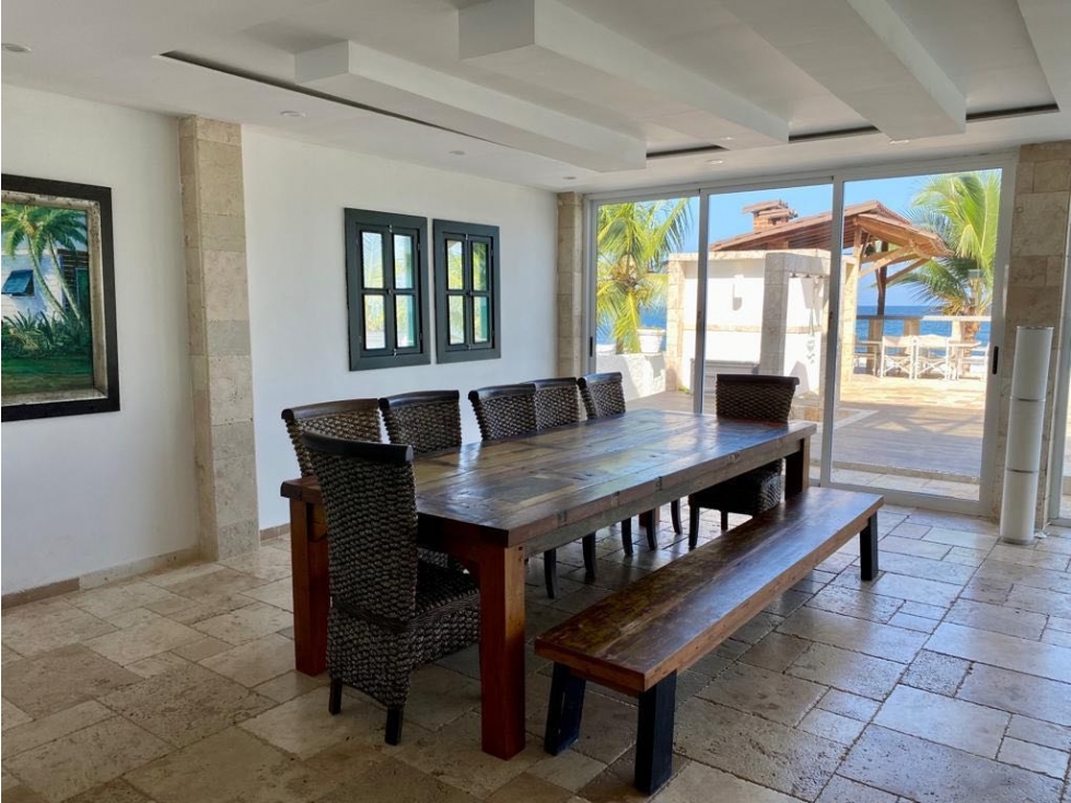 Vendo Casa lujosa en San Marino Ocean Front. Colón - 4