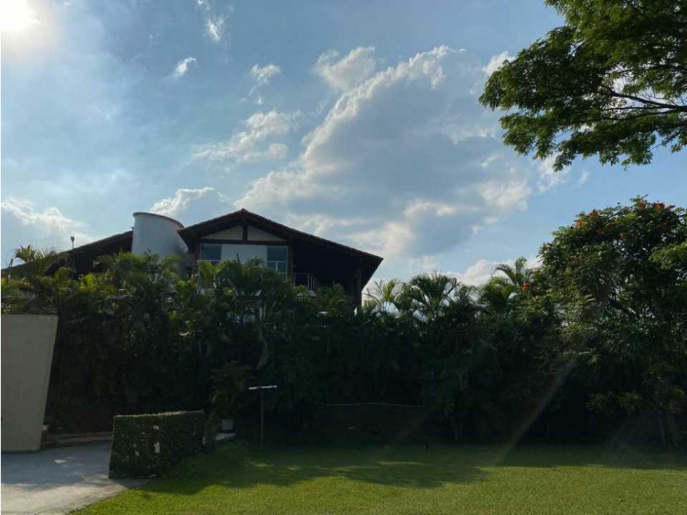 VENDO CASA LUXURY EN PANCE CALI — foto 2