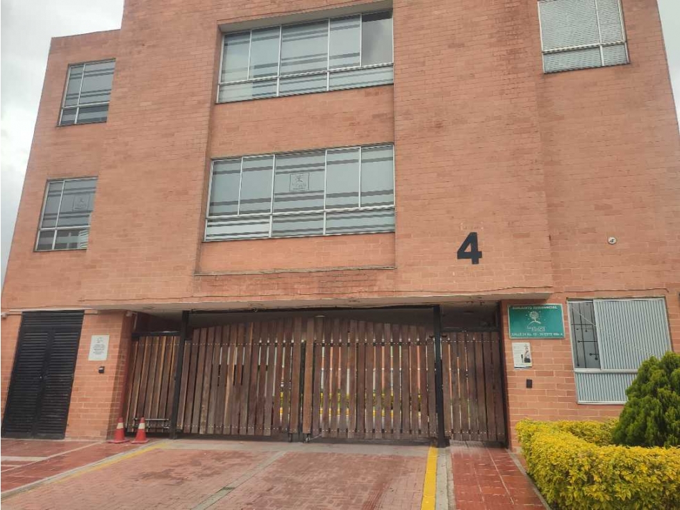 VENDO CASA MADRID cundinamarca