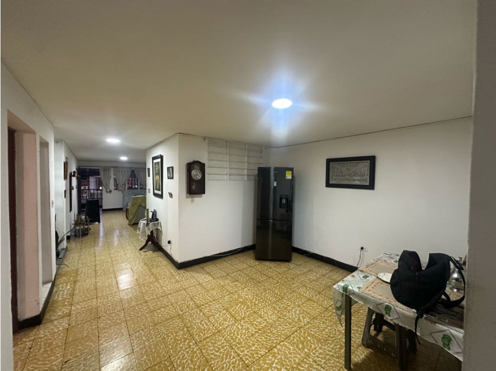 Vendo Casa Medellin, Itagui.
