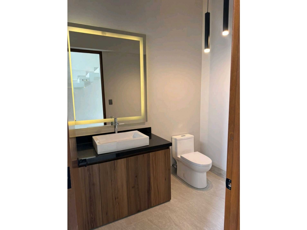 Vendo Casa Moderna al Norte en Privado — foto 3