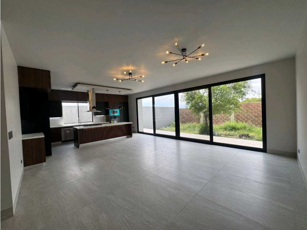 Vendo Casa Moderna al Norte en Privado — foto 2