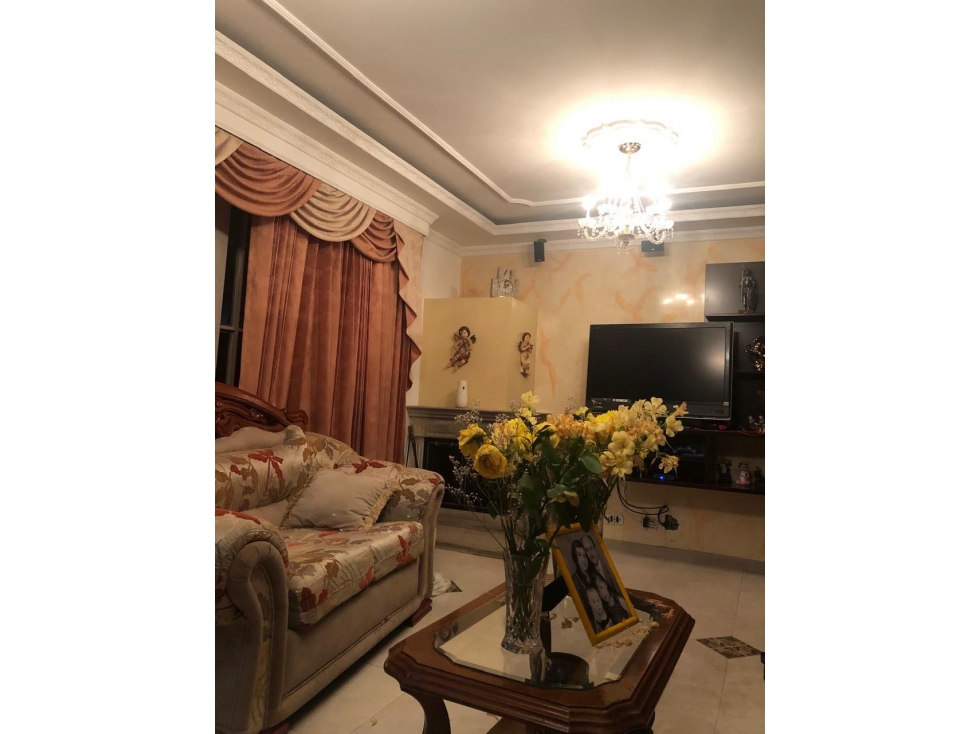 VENDO CASA NIZA CORDOBA REMODELADA — foto 3