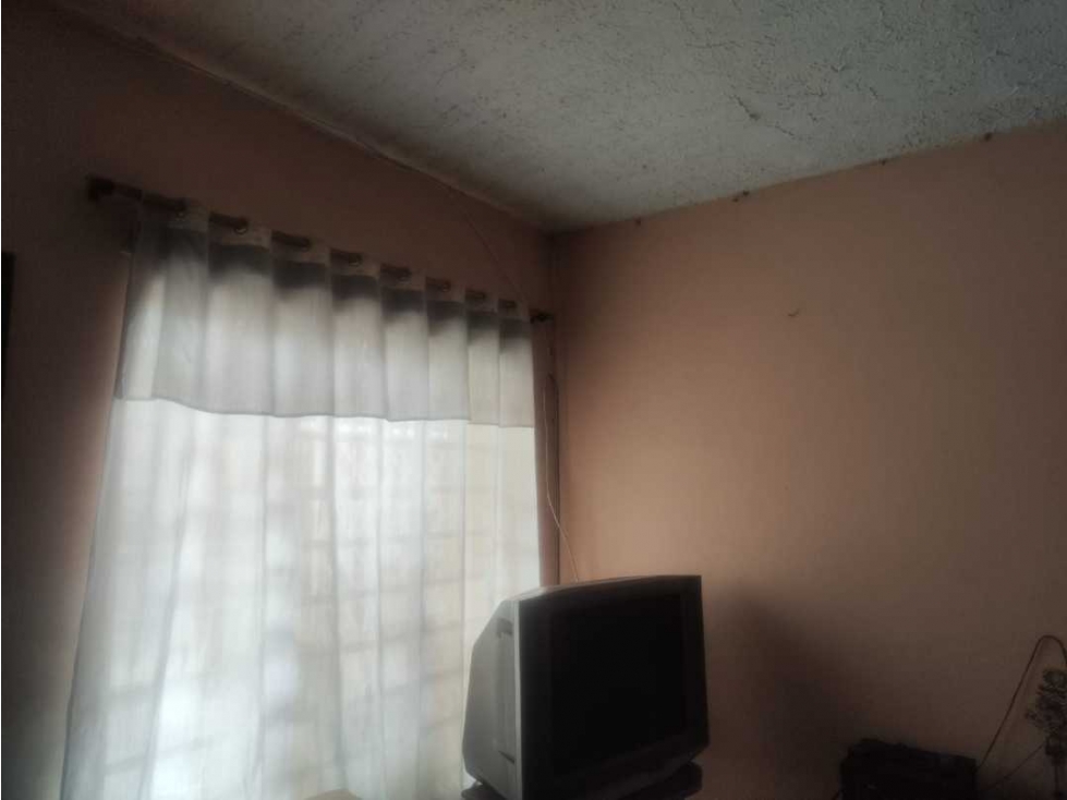 Vendo casa norte de cali barrio san luis 2 pisos independ. Y terraza — foto 2