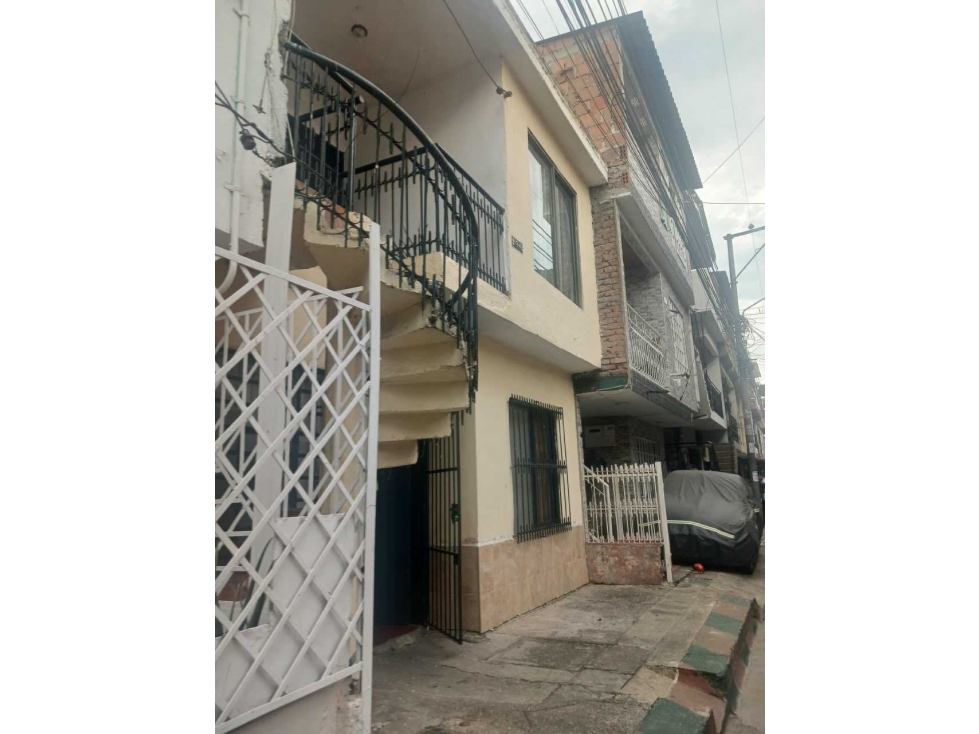 Vendo casa norte de cali barrio calimio 2 pisos independiente terraza - 2