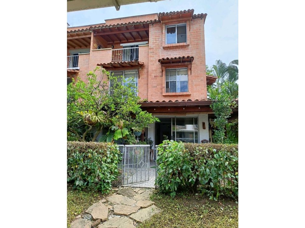 VENDO CASA CONDOMINIO PANCE 3 PISOS W8367343PQ — foto 2