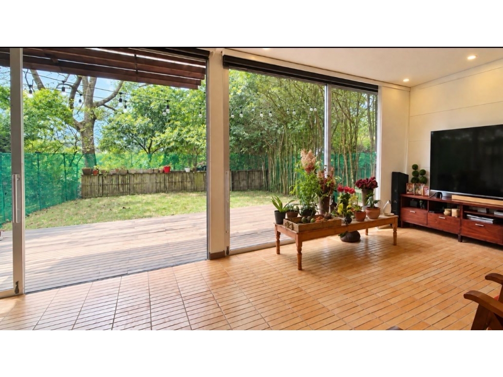 VENDO CASA PARA REMODELAR EN ENVIGADO LOMA DEL ATRAVESADO — foto 2
